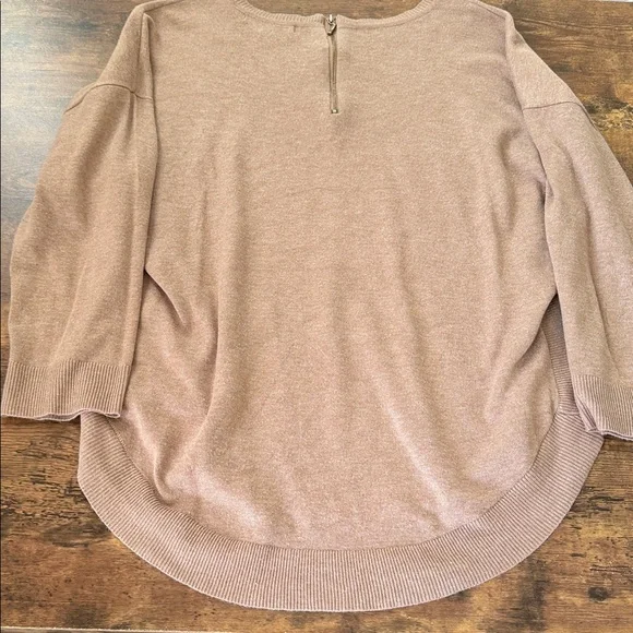 Cable & Gauge Light Brown Knit Top - Picture 5 of 7